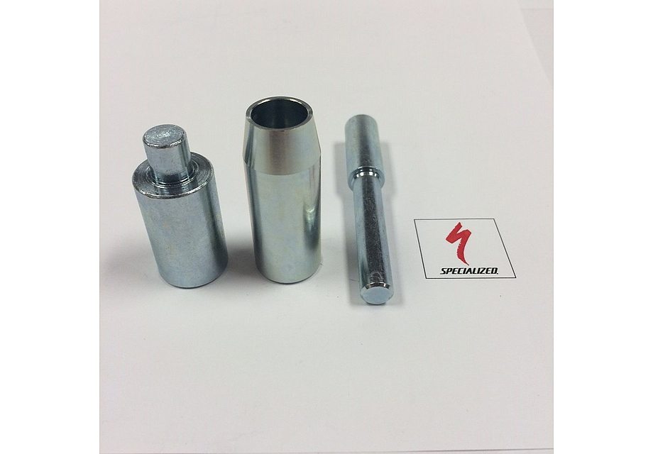 Specialized suspension tooling: micro eyelet internal bearing removal tool kit