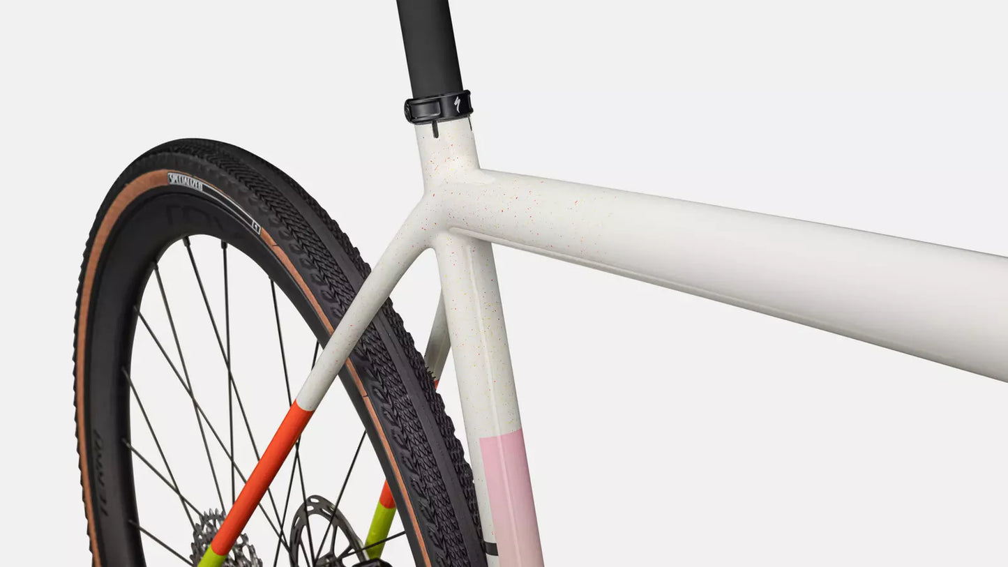 2024 Specialized crux pro bike gloss dune white birch cactus bloom speckle 49