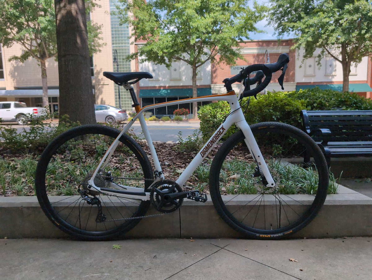 Used: Diamondback Haanjo 8c LG/56