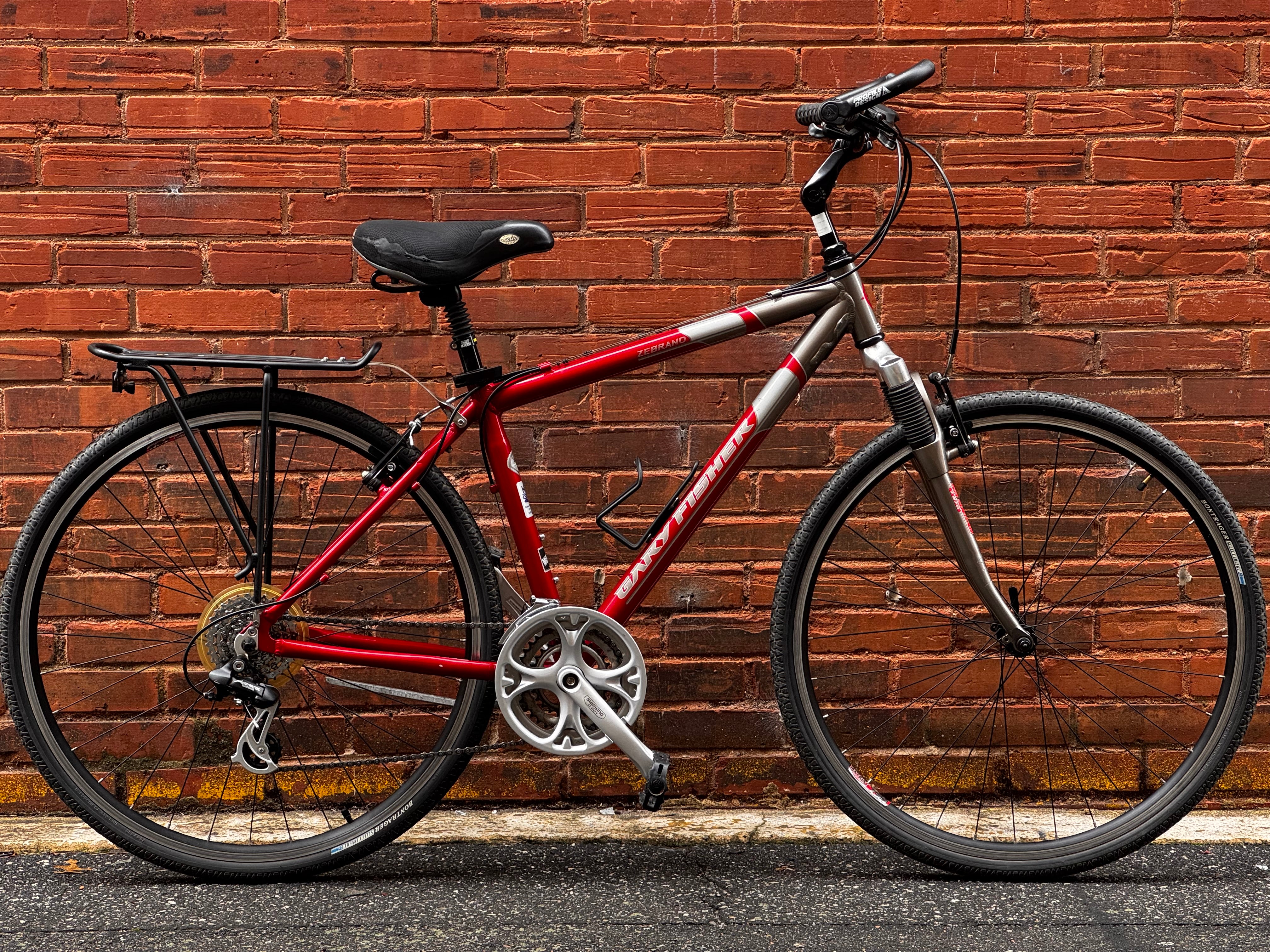 Gary Fisher Zebrano Used: Gary Fisher Zebrano Medium 700c