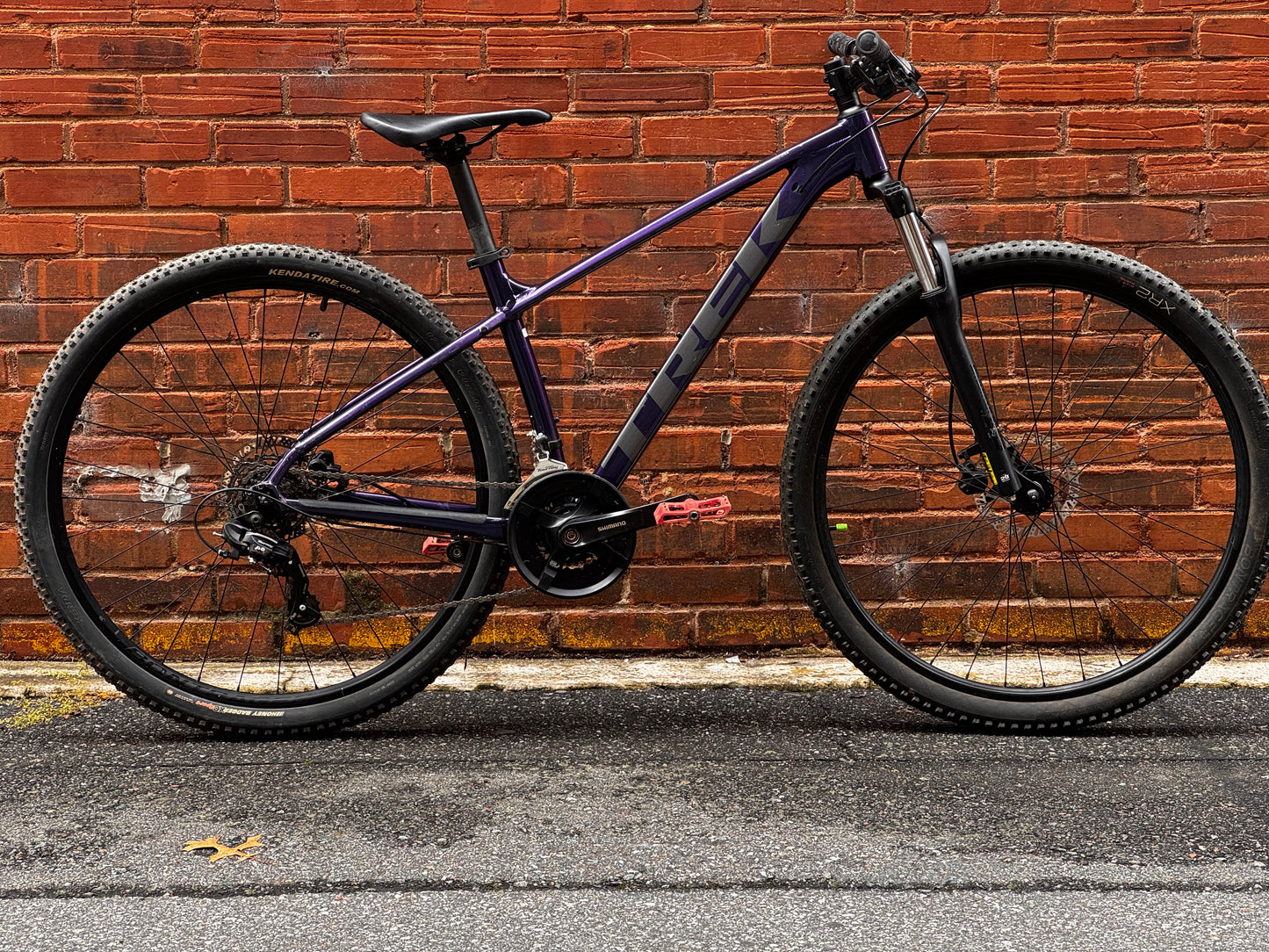 Used Trek Marlin 5 29" Medium