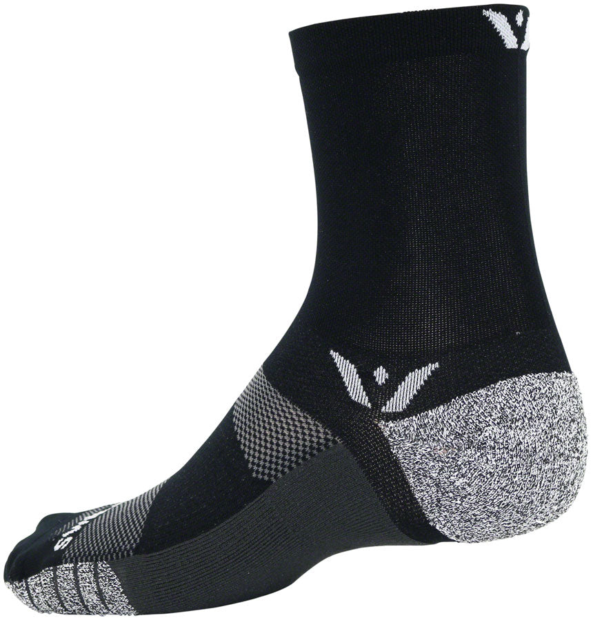 Swiftwick Flite XT Mid Crew Socks - 5" Black Medium