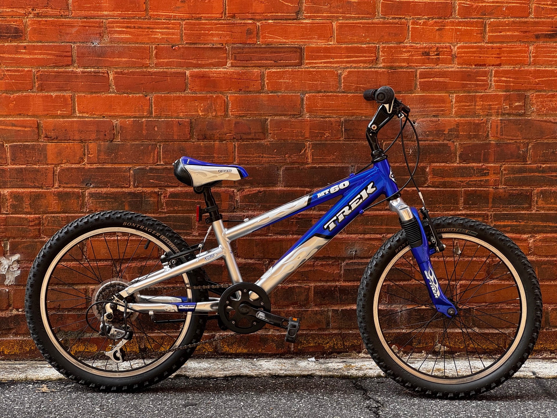 trek kids bicycle Trek MT60 20" Kids Blu/Sil – FirstFlightBikes
