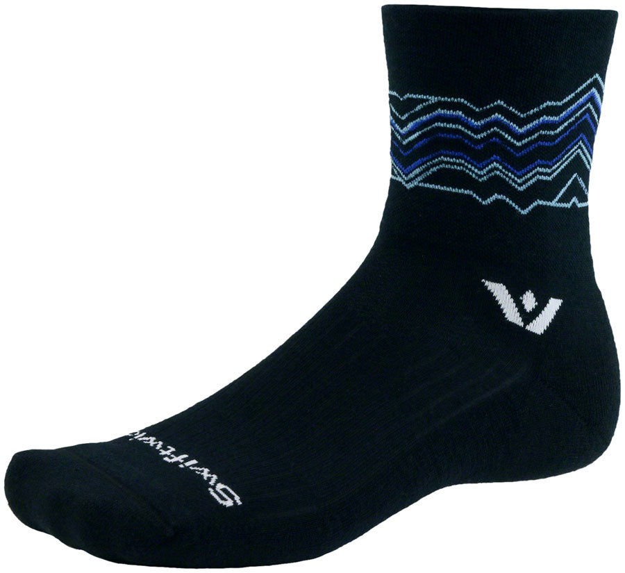 Swiftwick Pursuit Quarter Crew High Socks - 4" Black/Blue X-Large