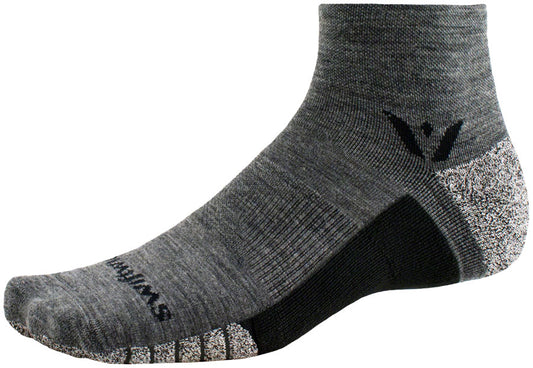 Swiftwick Flite XT Trail Quarter Crew Socks - 2" Heather Small